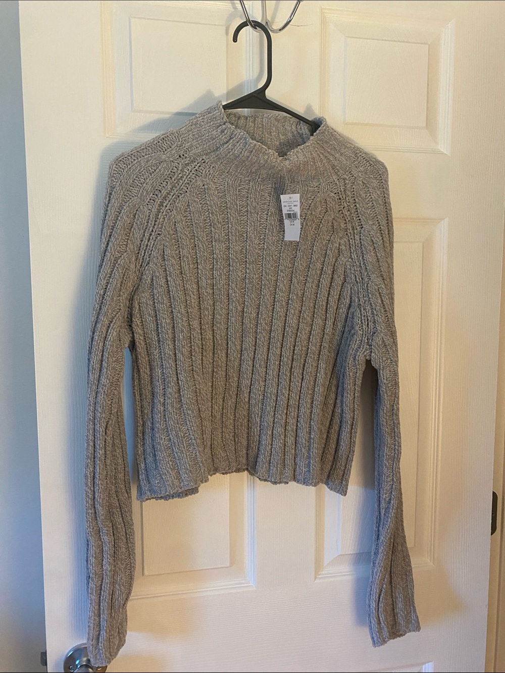 American Eagle Outfitters Gray Ribbed Mock-Neck Crop Sweater